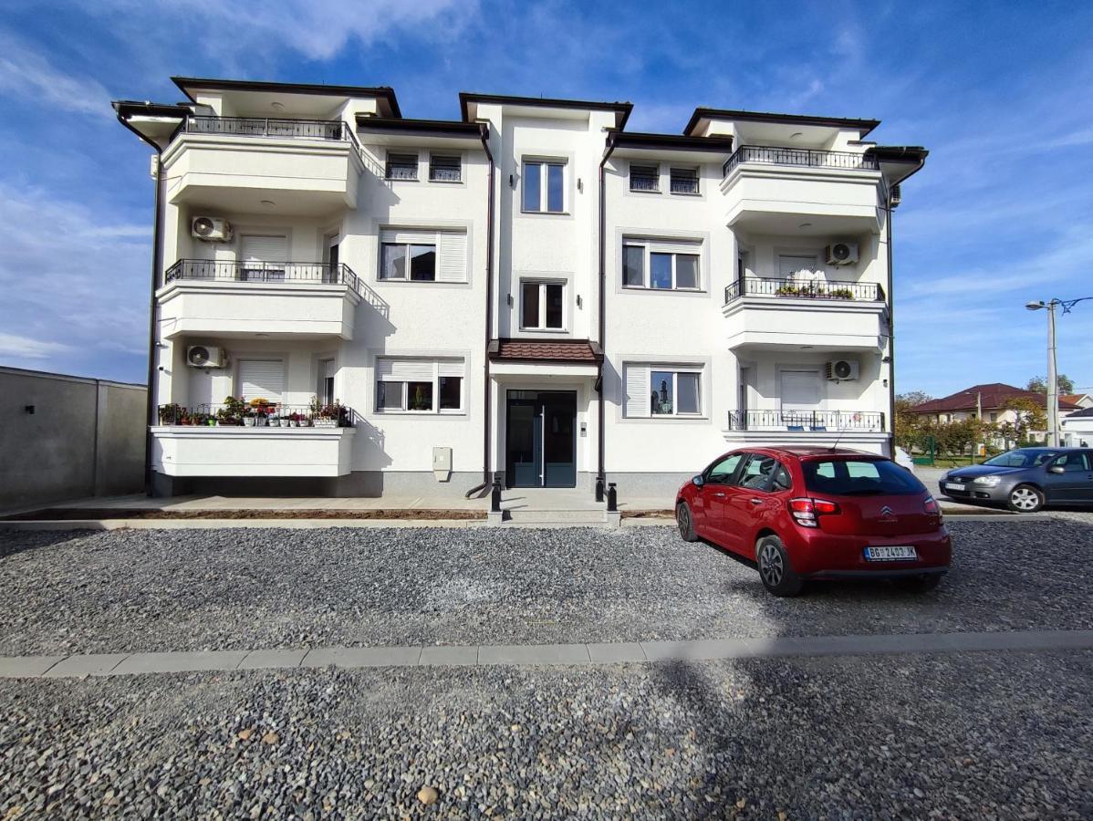 Morning Star Danica Apartment Surčin Exterior foto